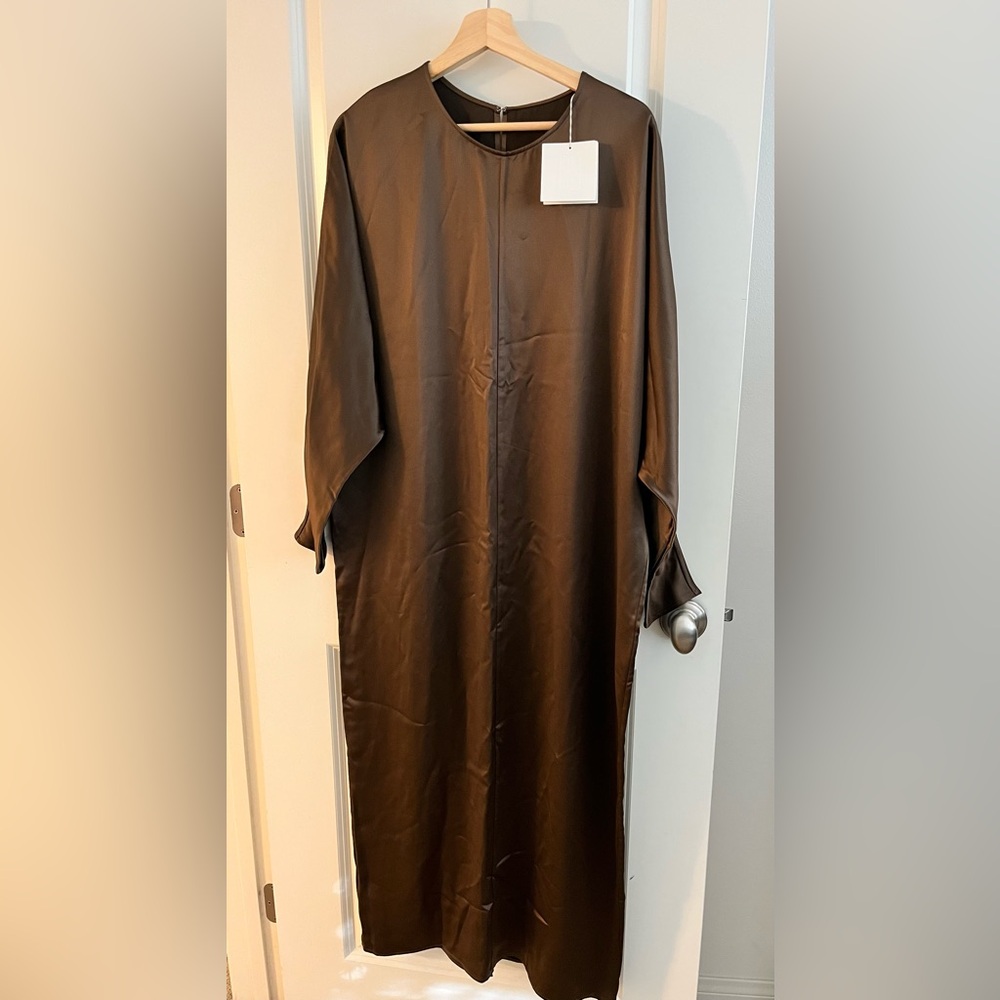 Malene Birger Elegant Brown Satin kaftan